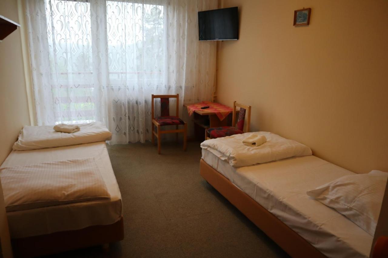 Osrodek Wypoczynkowy " Bieszczady" Hotel Myczkowce Kültér fotó