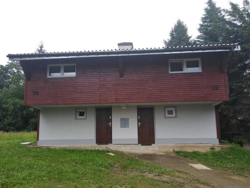 Osrodek Wypoczynkowy " Bieszczady" Hotel Myczkowce Kültér fotó