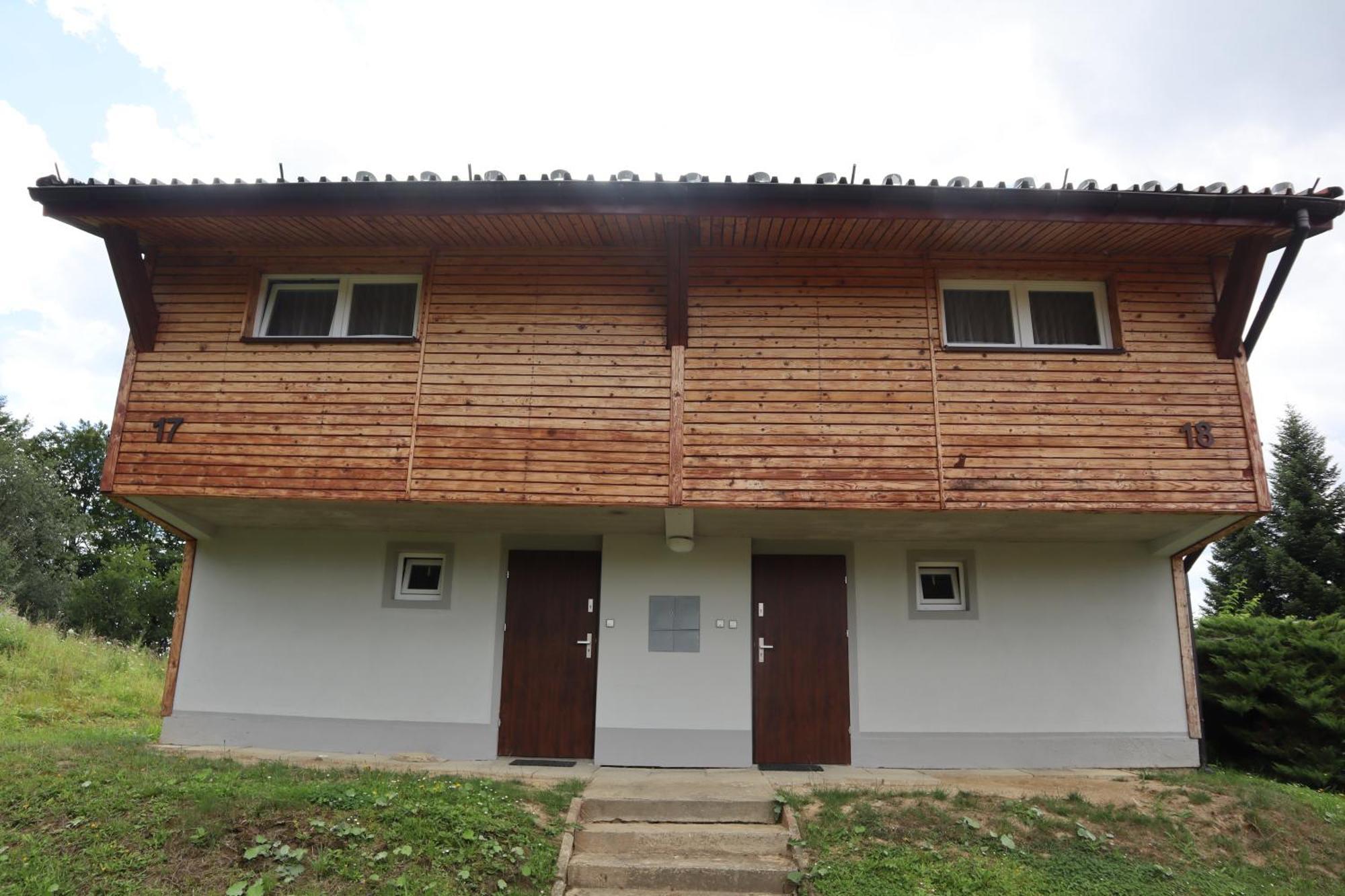 Osrodek Wypoczynkowy " Bieszczady" Hotel Myczkowce Kültér fotó